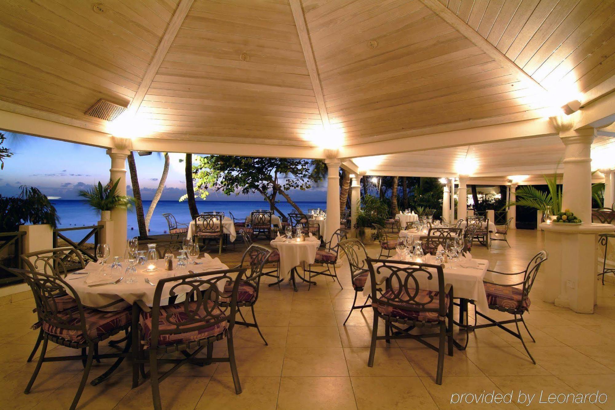 Settlers Beach Hotel Saint James Restoran gambar